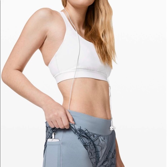 Lulu Shorts - Picture 3 of 7